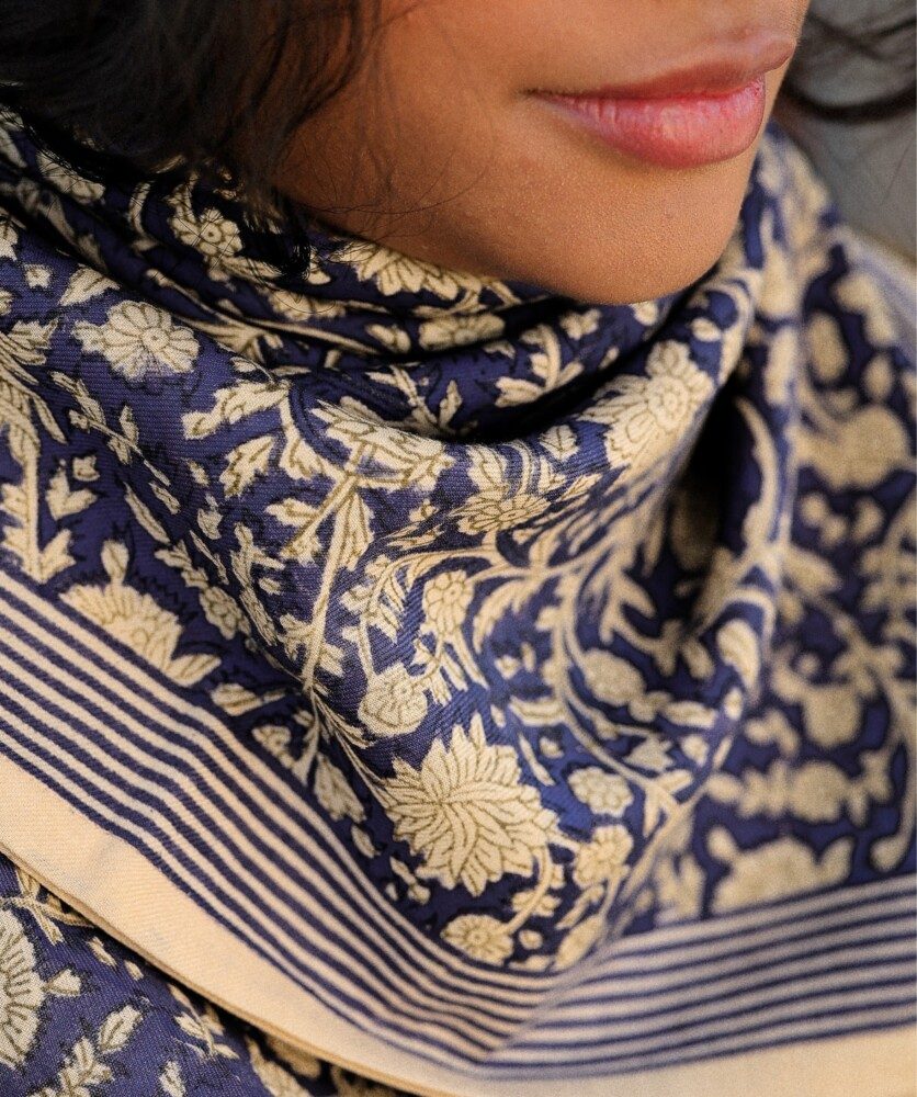 Foulard grand format – Anjali Cobalt