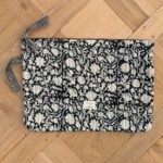 Pochette très grand format / Ordinateur 15′ – Anjali Encre